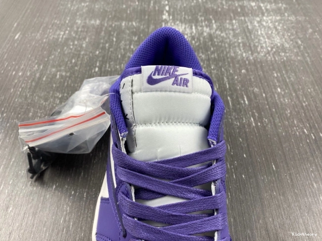 Kicktheory DM7890-386 X 1 TRAVIS SCOTT OFF-WHITE X CUSTOM JORDAN AIR 0810